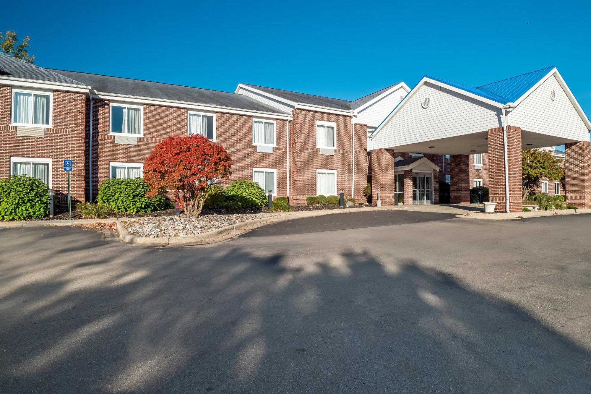 Hometowne Studios By Red Roof East Lansing - Okemos Buitenkant foto